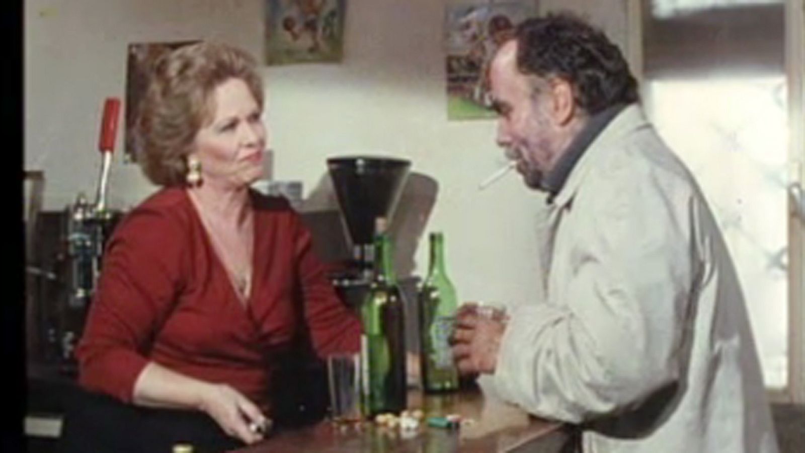 Crónicas urbanas - El vino del olvido - Crónicas urbanas | Ver