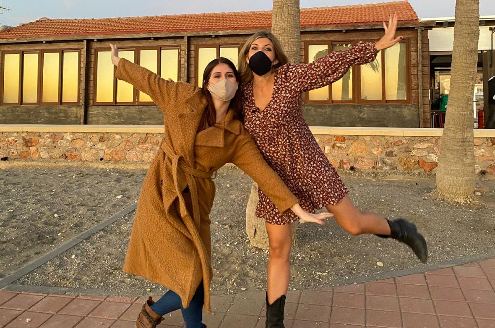 Aquí la Tierra - Visitamos Almería con la actriz Nerea Camacho