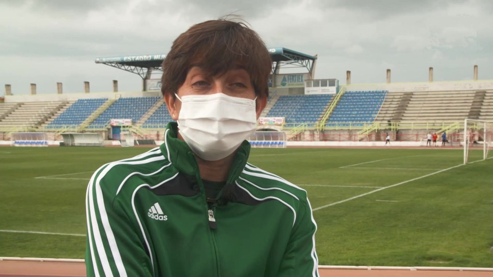 Mujer y deporte - Ex árbitra de fútbol y atleta: Paloma Quintero - ver ahora