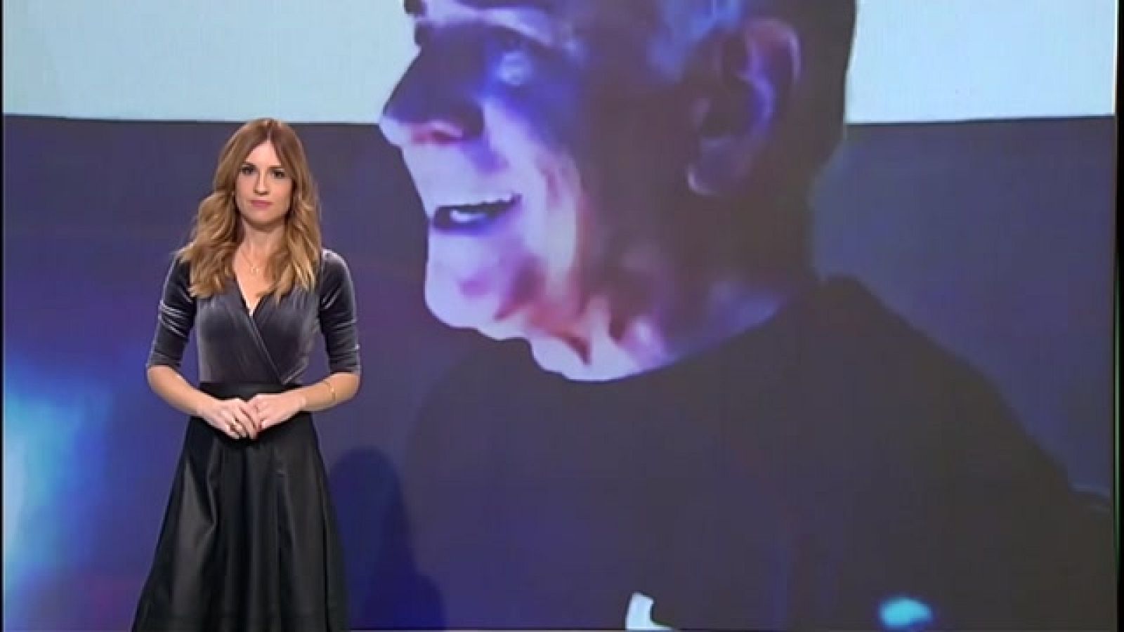 En Línia - digerir els àpats de Nadal, loteria, doblatges i sèries de l'any