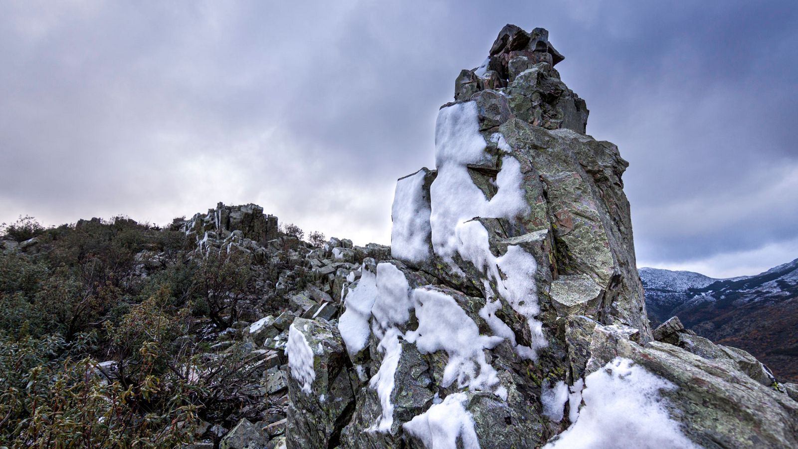 Heladas débiles en montañas y áreas altas del interior peninsular