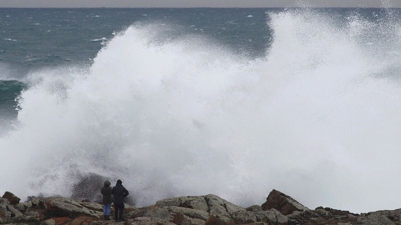 Intervalos de viento fuerte en el litoral gallego y puntos de Canarias
