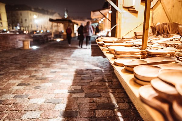 España Directo - La lucha de los mercados artesanales