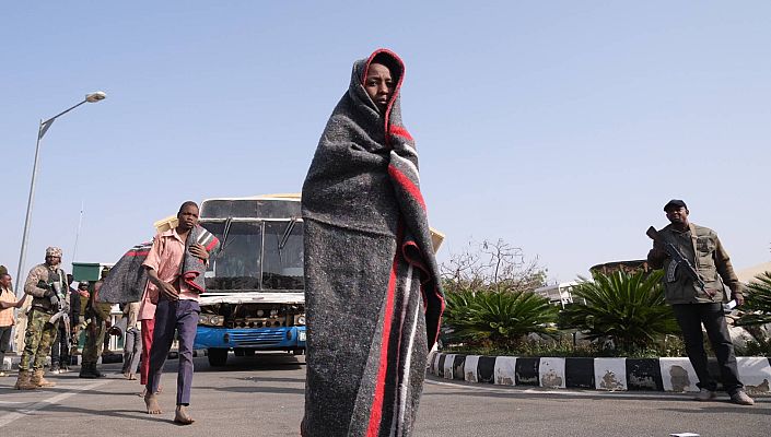 Telediario 1 - Liberados los 344 niños nigerianos secuestrados por Boko Haram