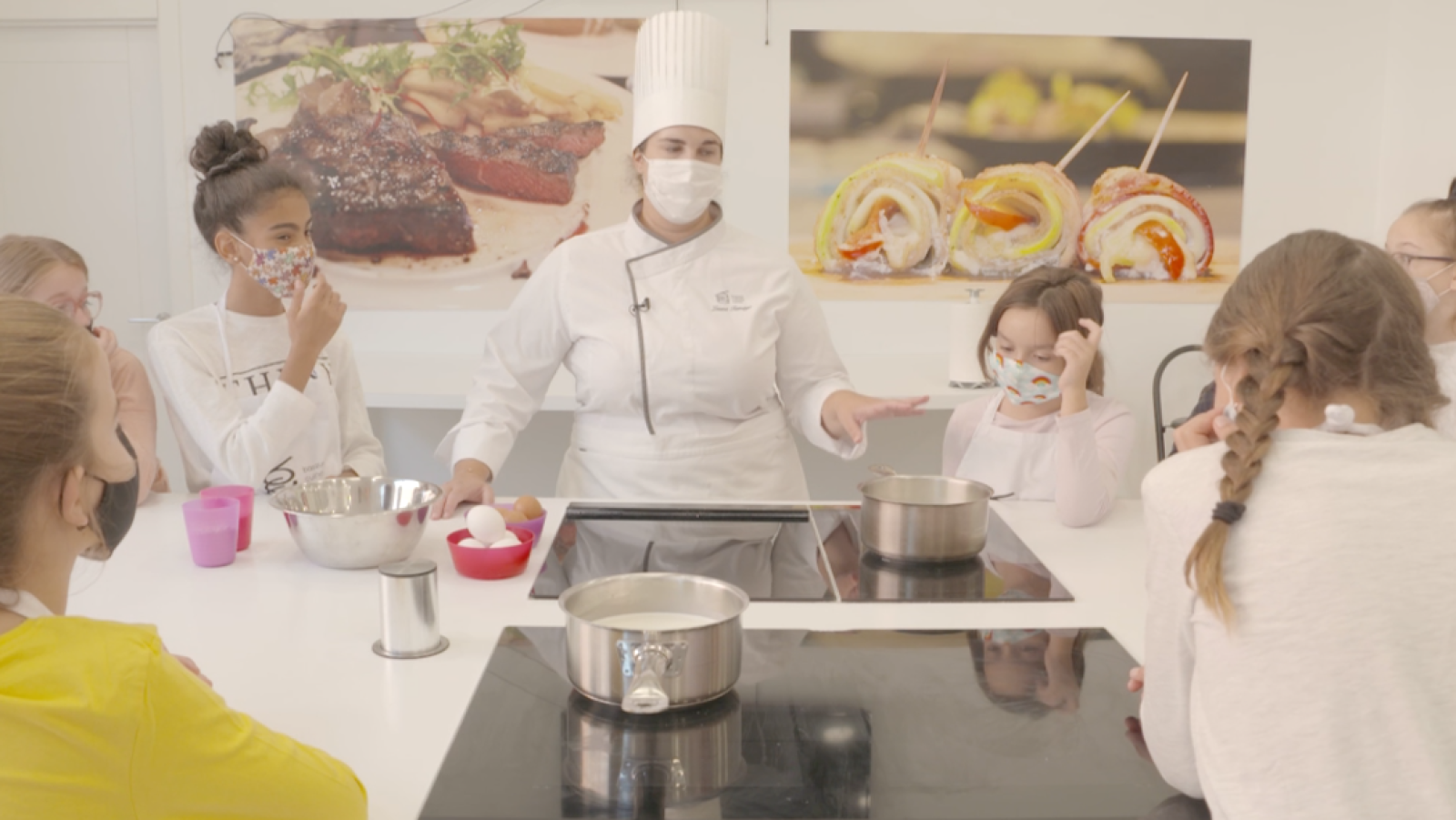 Los aspirantes asisten a una clase muy dulce | Ver