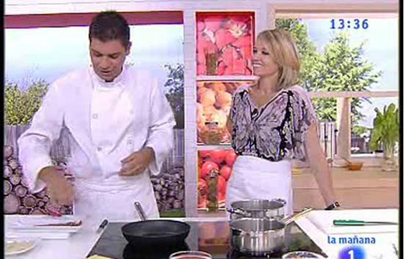 Saber cocinar - Pencas de acelgas rellenas de pollo - RTVE Cocina | Ver