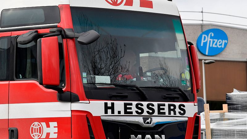 Los camiones que transporten la vacuna de Pfizer tendrán escolta policial