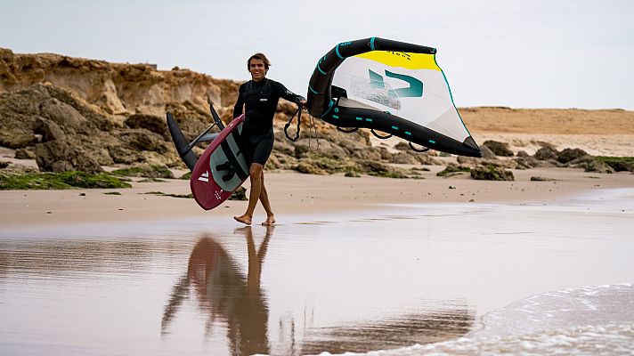  - Jerome Cloetens ensaya en Dakhla todas las disciplinas del kitesurf