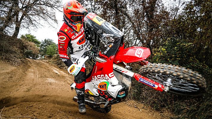 Telediario 1 - Dakar 2021 | Laia Sanz, a por su undécimo Dakar consecutivo