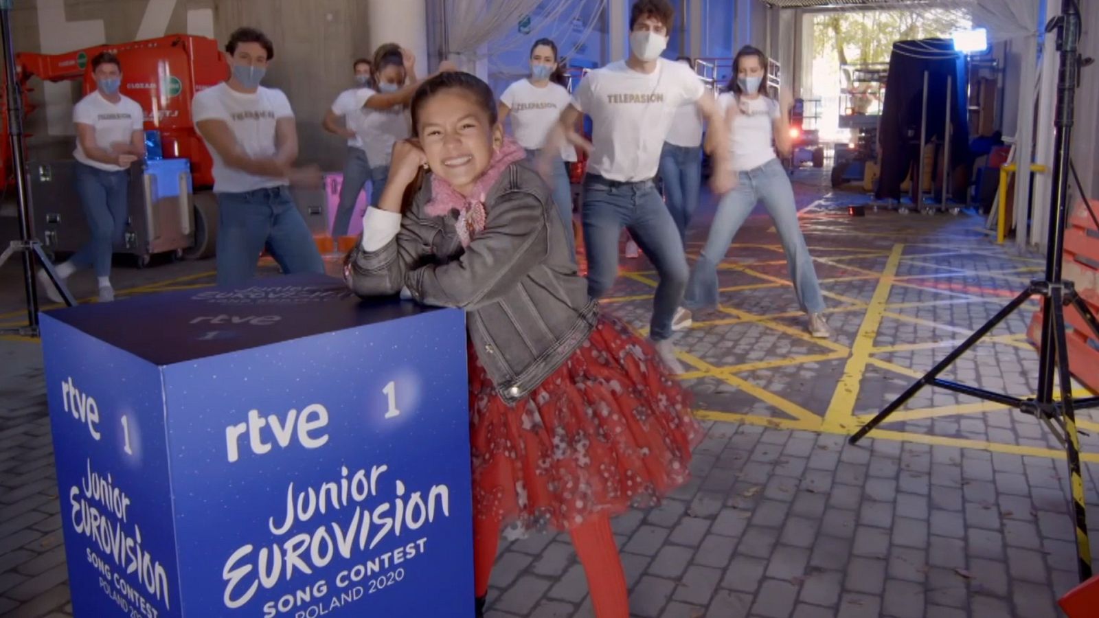 Telepasión 2020 - Soleá canta "Can't Stop the Feeling" con TVE y RNE | Ver