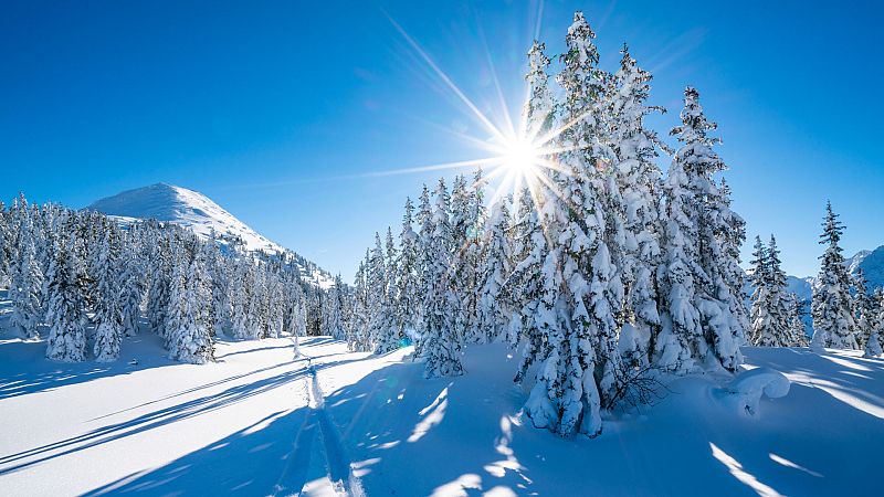 Nevadas a unos 1000 m en el extremo norte peninsular en la segunda mitad del día - ver ahora
