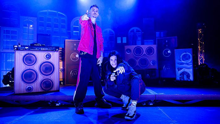 Cachitos de hierro y cromo - Ptazeta y Juacko  canta "Mami"