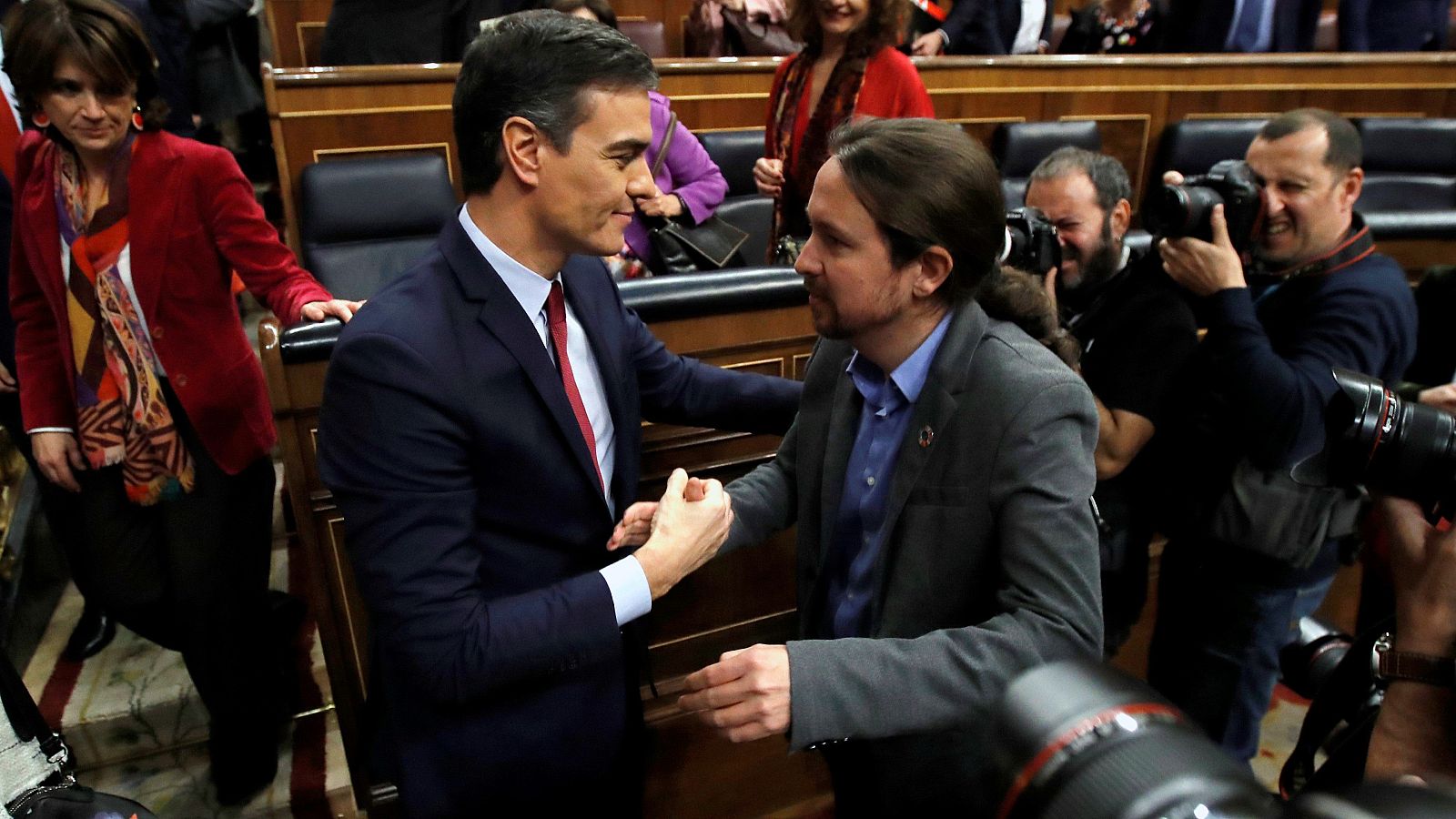 Iglesias admite que la renovación de la Corona divide al Gobierno - RTVE.es | Ver