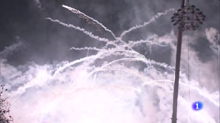  - Espectacle de focs artificials a Barcelona per Cap d'Any