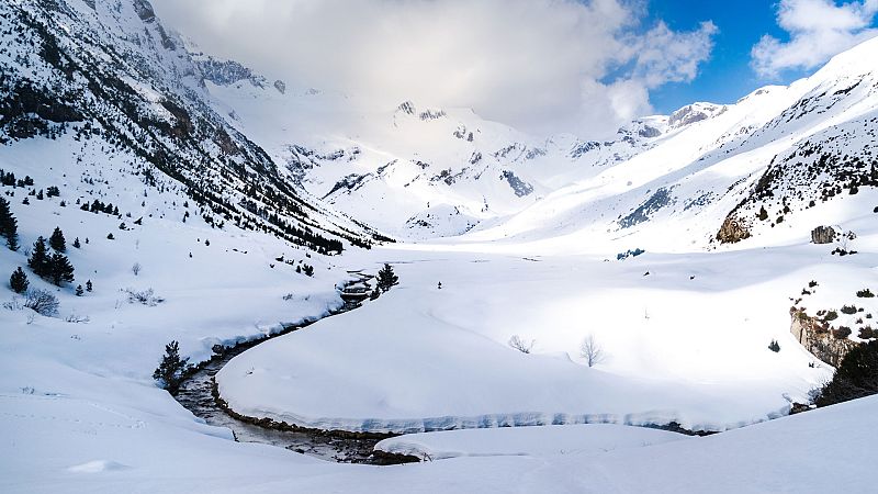 Nevadas significativas en zonas altas del norte y centro peninsular - ver ahora