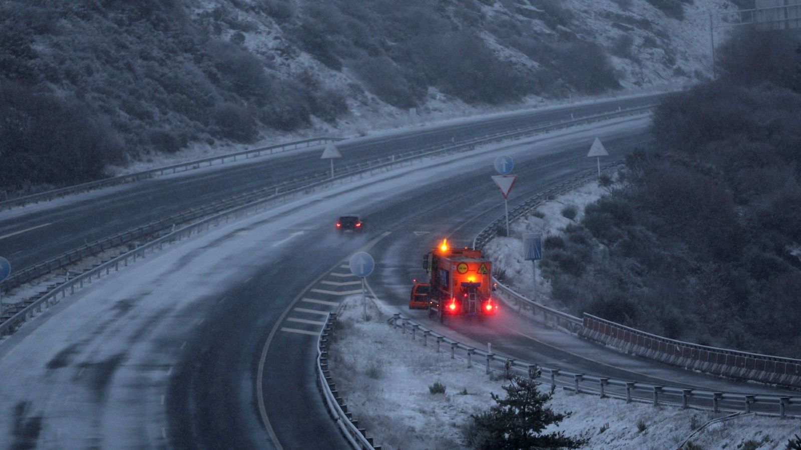 El frío invernal marca el primer día del año 2021 - ver ahora