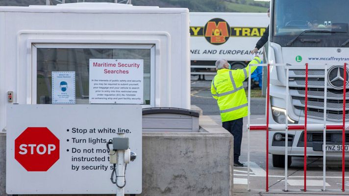 Telediario 1 - Telediario 2 en 4' - 01/01/21