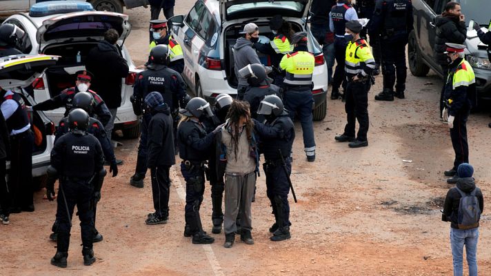 Telediario 1 - Telediario 2 en 4' - 02/01/21