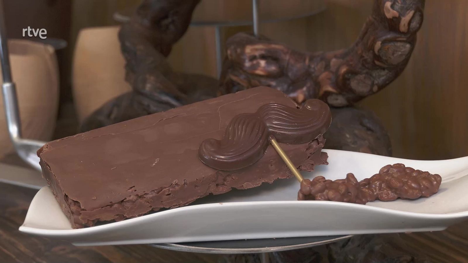 Como Sapiens - Programa 38: Turr�n de chocolate, carb�n dulce y rosc�n de Reyes - ver ahora