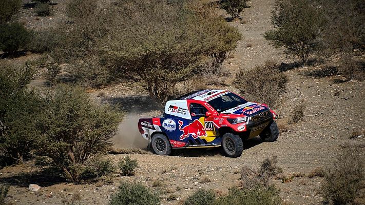 Telediario 1 - Dakar 2021 | Victoria de Al-Attiyah en la etapa 2 y Sainz cede el liderato a Peterhansel