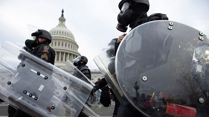 Telediario 1 - Telediario - 15 horas - 07/01/21 - Lengua de signos