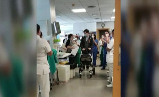 Telediario 1 - Un bebé supera el coronavirus tras 70 días en la UCI