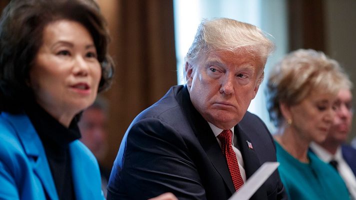 Telediario 1 - El Partido Republicano abandona a Trump mientras que gran parte de los votantes aún le apoyan