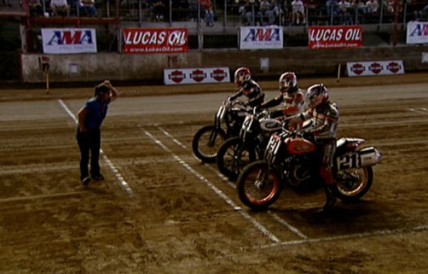  - Una noche en el 'dirt track'