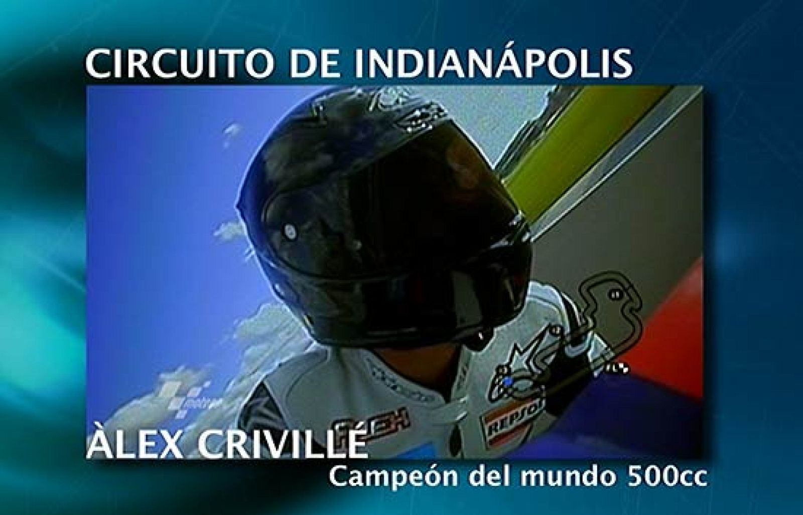Álex Crivillé da una vuelta de reconocimiento al mítico circuito Indianapolis Speedway.