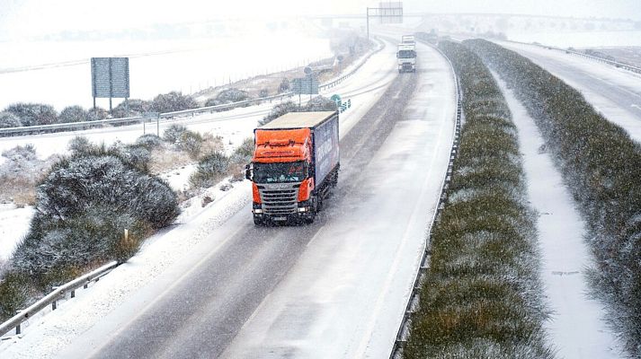 Telediario 1 - Telediario - 15 horas - 08/01/21
