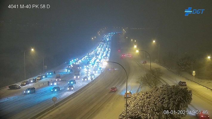 La tarde en 24h - La borrasca Filomena corta la M-40 en Madrid