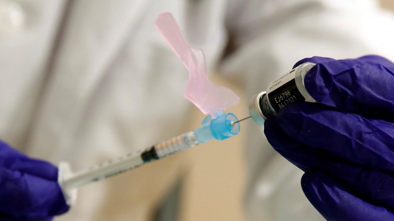 El Gobierno asegura que las vacunas llegarán a su destino: "El suministro está garantizado"