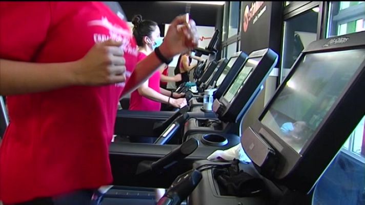 Telexornal - Galicia - As inscricións dos ximnasios non repuntan este Aninovo