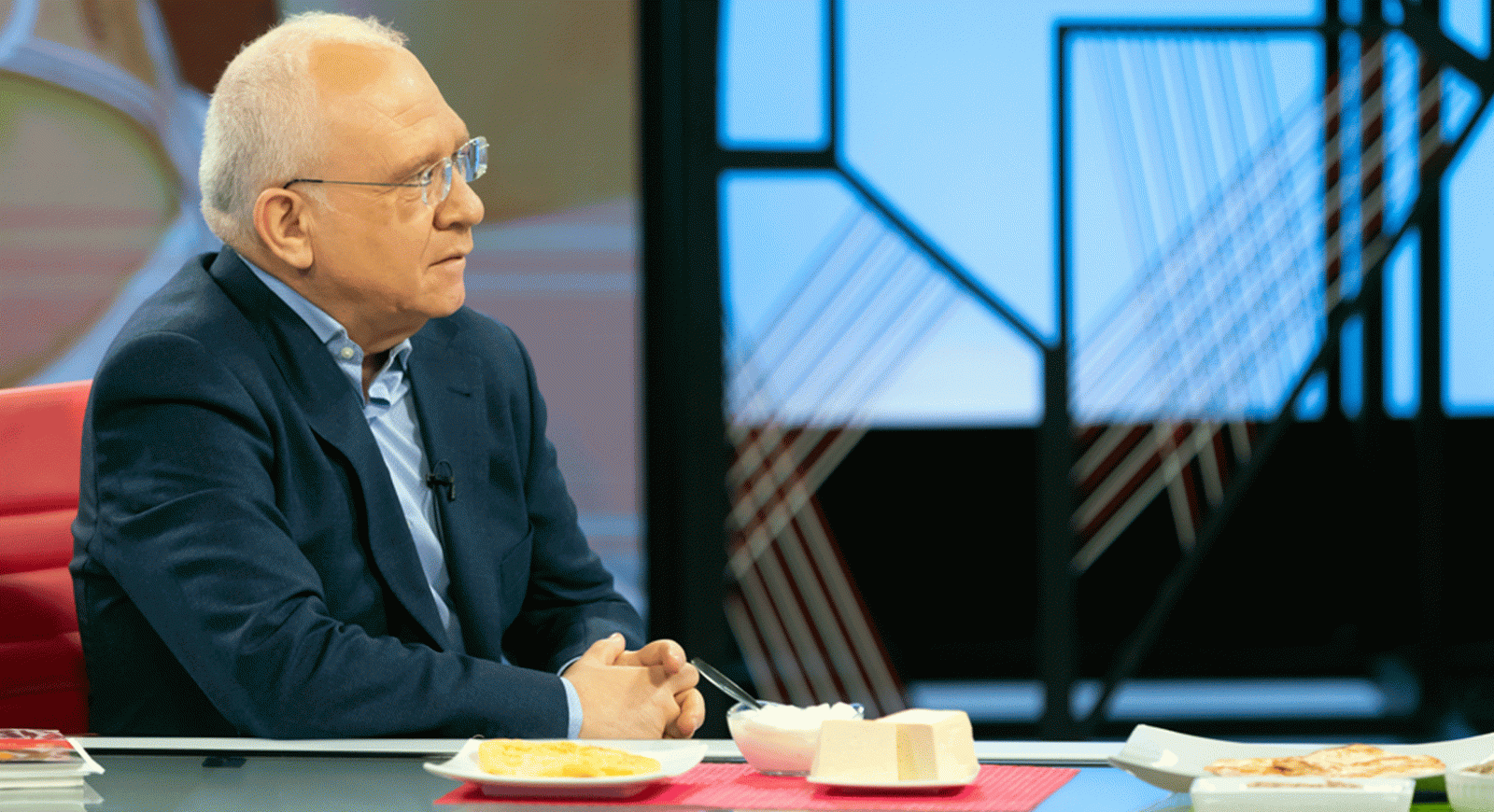 La aventura del saber Tras los excesos de la Navidad bajar peso salud médico Nicolás Romero #DietaSaludable #AventuraSaberSalud