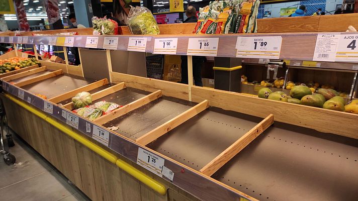Telediario 1 - Los supermercados han empezado a acusar falta de productos frescos debido al temporal