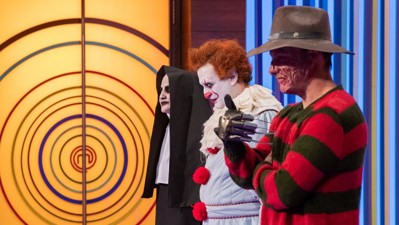 Los jueces dan una terrorífica bienvenida a los aspirantes en la noche de la semifinal | Ver