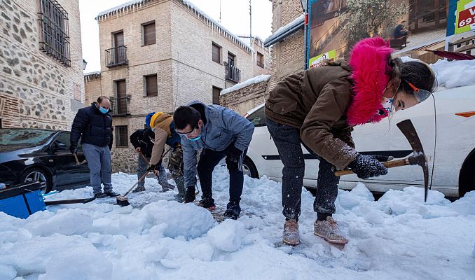 Telediario 1 - Temporal Filomena: los expertos achacan el caos producido a la falta de experiencia