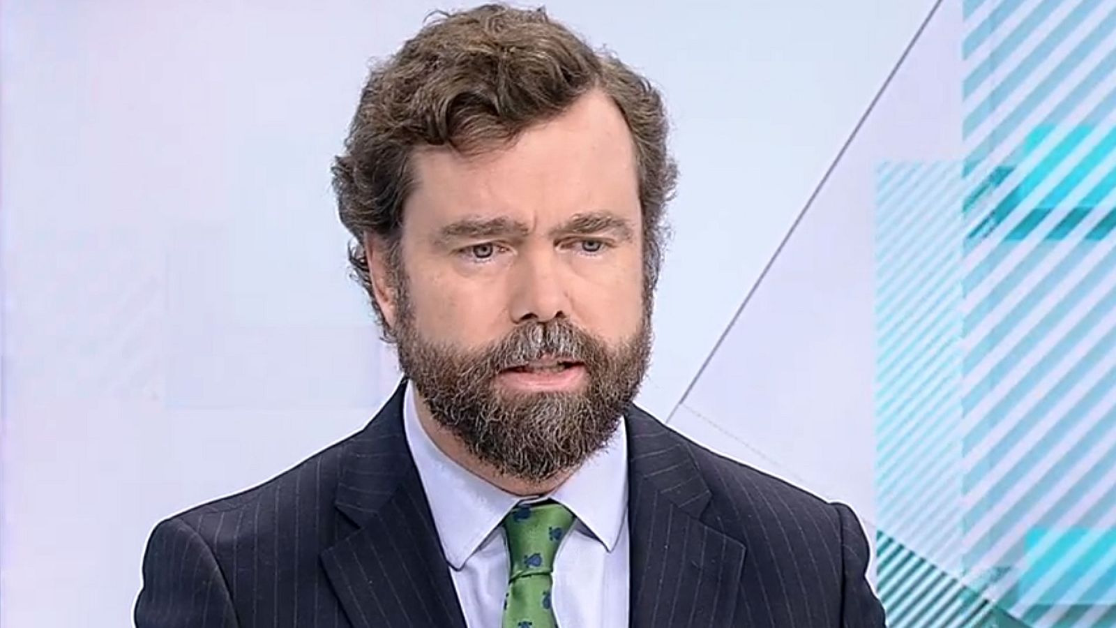 Espinosa de los Monteros: "El 70 % del coste de la factura eléctrica son impuestos y compensaciones a las eléctricas"