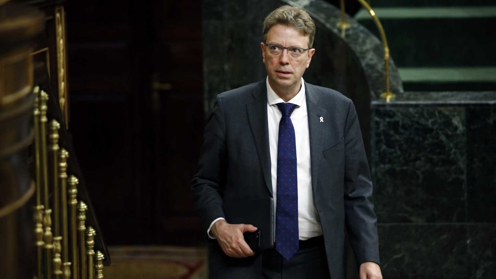 Ferran Bel, portavoz del PDeCAT: ¿No es serio que Illa pretenda mantener la condición de candidato y ministro¿ - La hora de La 1 | Ver