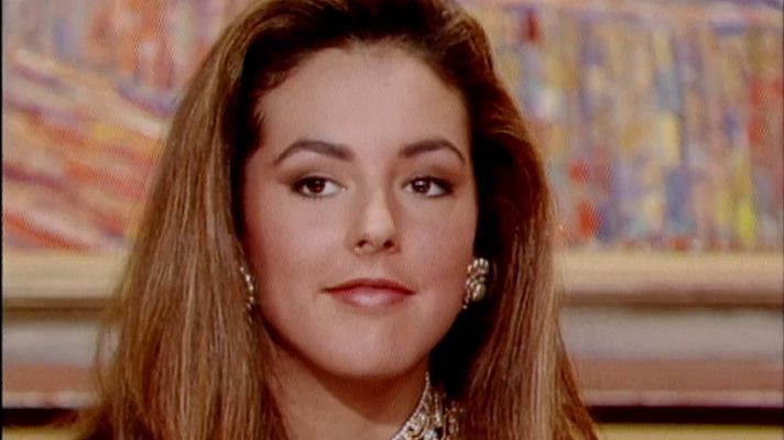 Novéntame otra vez - Así comienza el primer programa: "Demasiado Corasón"