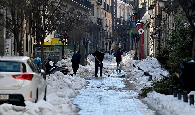 Telediario 1 - Almeida solicita la declaración de zona catastrófica y Ayuso la pedirá para toda la Comunidad