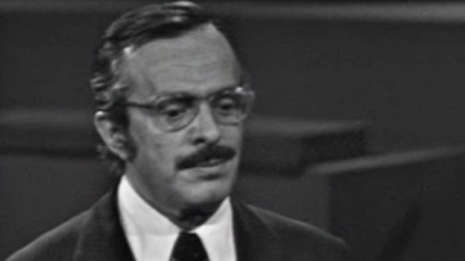 Estudio 1 - Alguno de ustedes - Estudio 1 | Ver