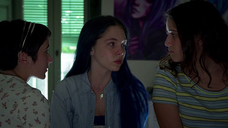 La caza. Tramuntana - Julia, Bela y Samiah guardan un secreto