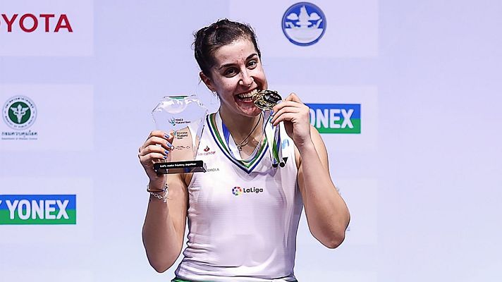 Telediario 1 - Carolina Marín vence a la número uno del mundo y gana en Tailandia