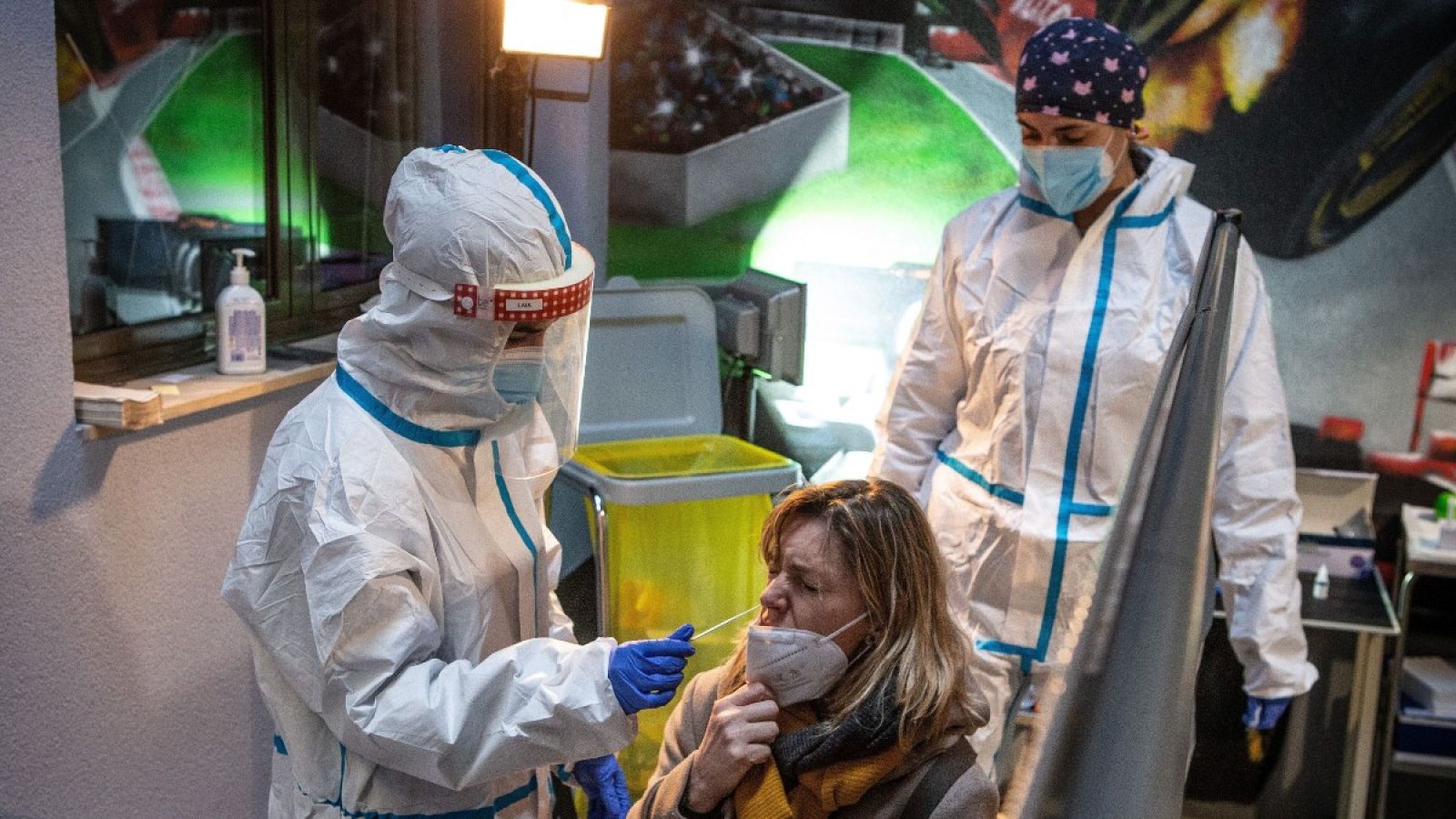 Los sanitarios, exhaustos ante la tercera ola: "Vamos siempre por detrás del virus"