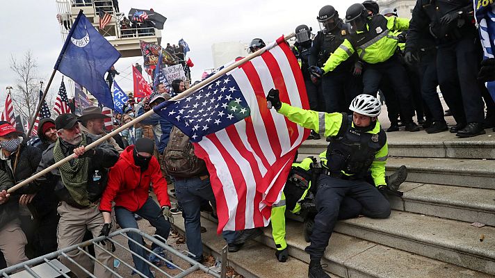 Telediario 1 - EE.UU., un país dividido cuatro años después de Trump
