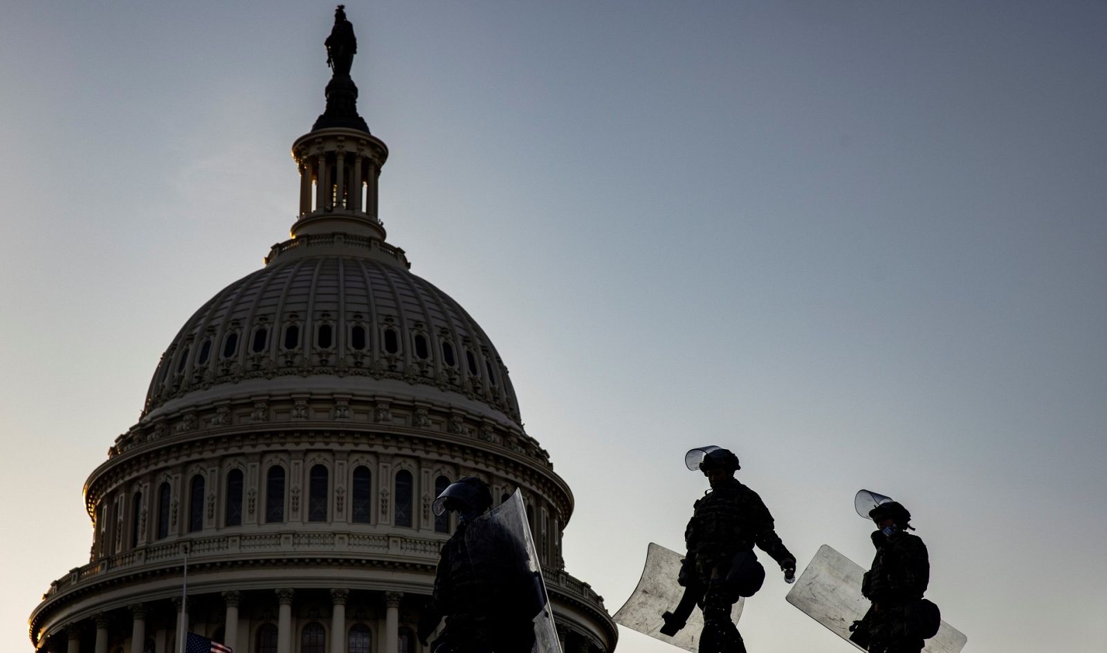 La Guardia Nacional se despliega por EE.UU. para proteger los capitolios del país