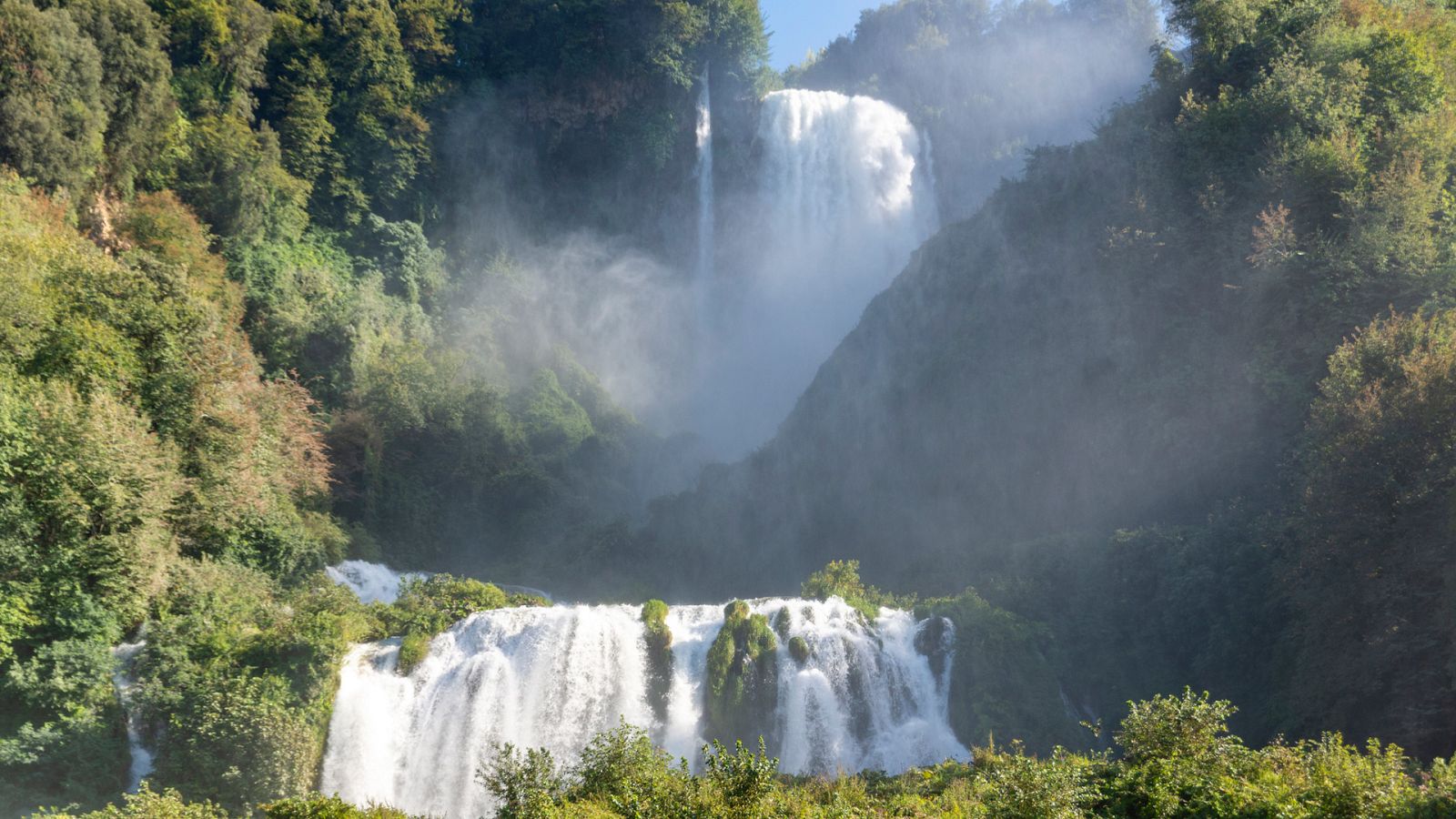 Italia salvaje. Los grandes depredadores - Episodio 4: Los depredadores del río Tiber - ver ahora