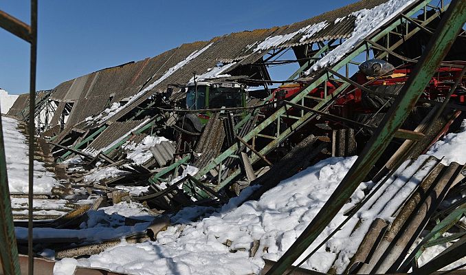 Telediario 1 - Comienza el periodo de reclamación de daños provocados por el temporal Filomena