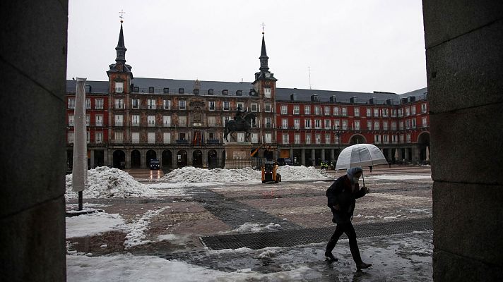 La tarde en 24h - Madrid adelanta el cierre de hostelería y comercio a las 21 y prohíbe reuniones de más de cuatro personas